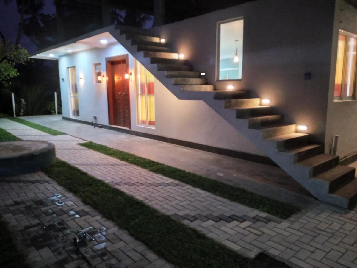 Golden Villa Амбаланґода Екстер'єр фото